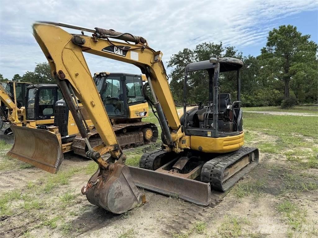 CAT 304CR Міні-екскаватори < 7т