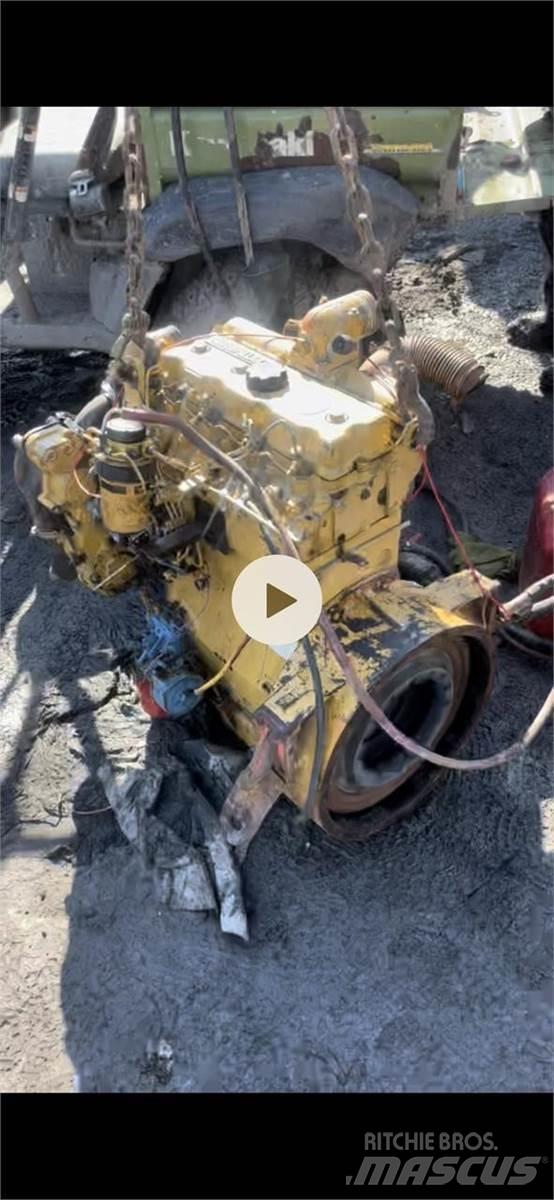CAT 3054 Двигуни