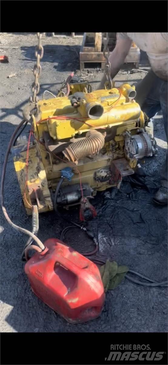 CAT 3054 Двигуни