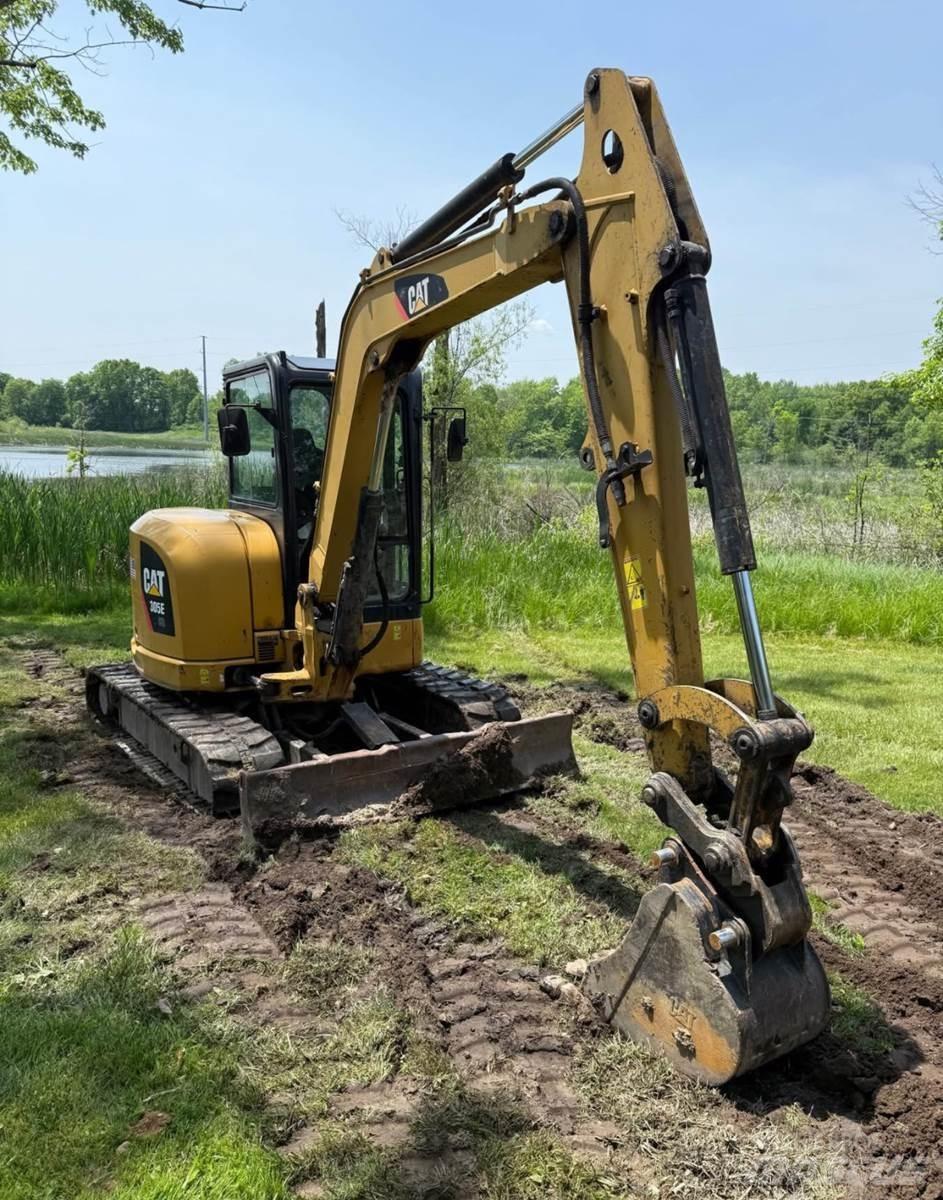 CAT 305E2 Міні-екскаватори < 7т