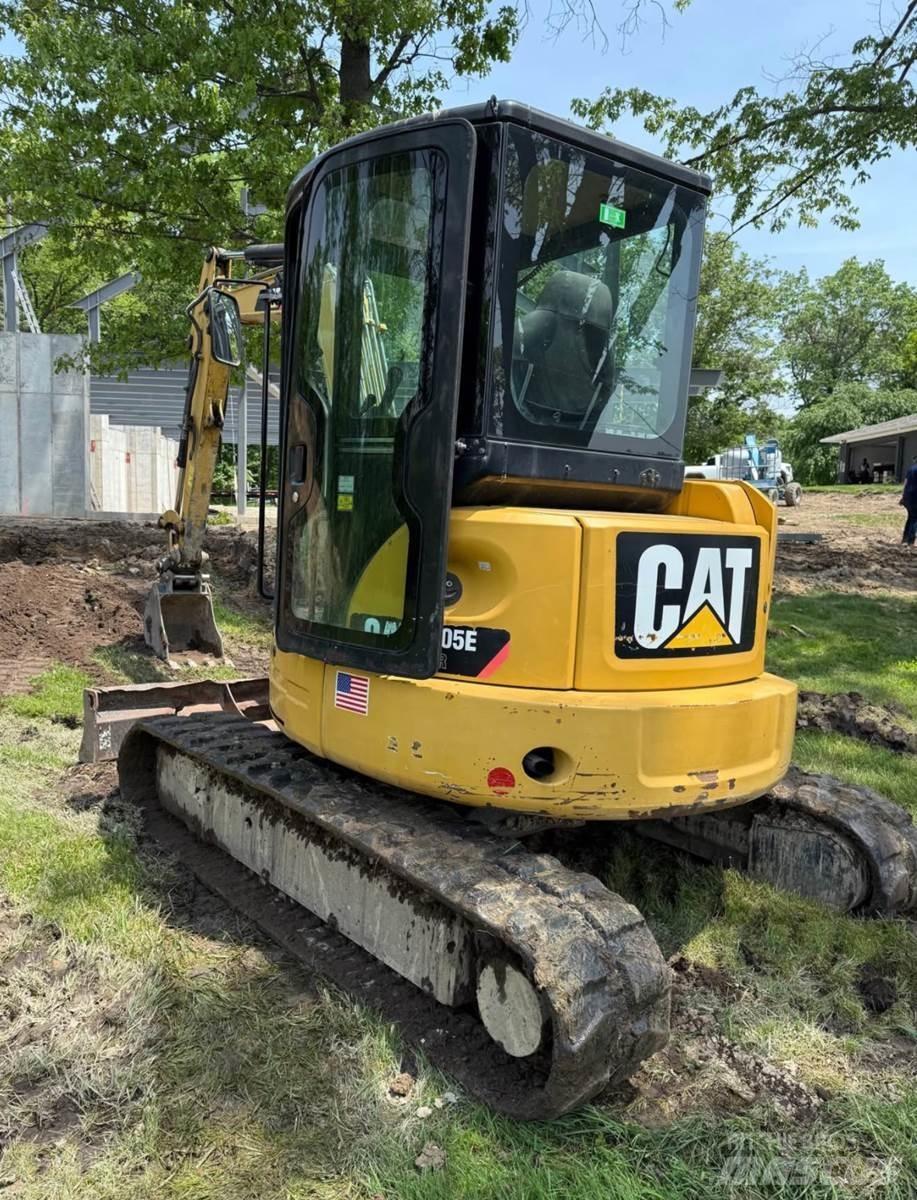 CAT 305E2 Міні-екскаватори < 7т