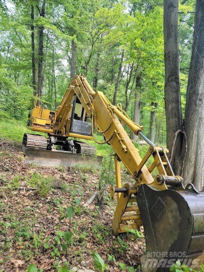 CAT 307 Гусеничні екскаватори