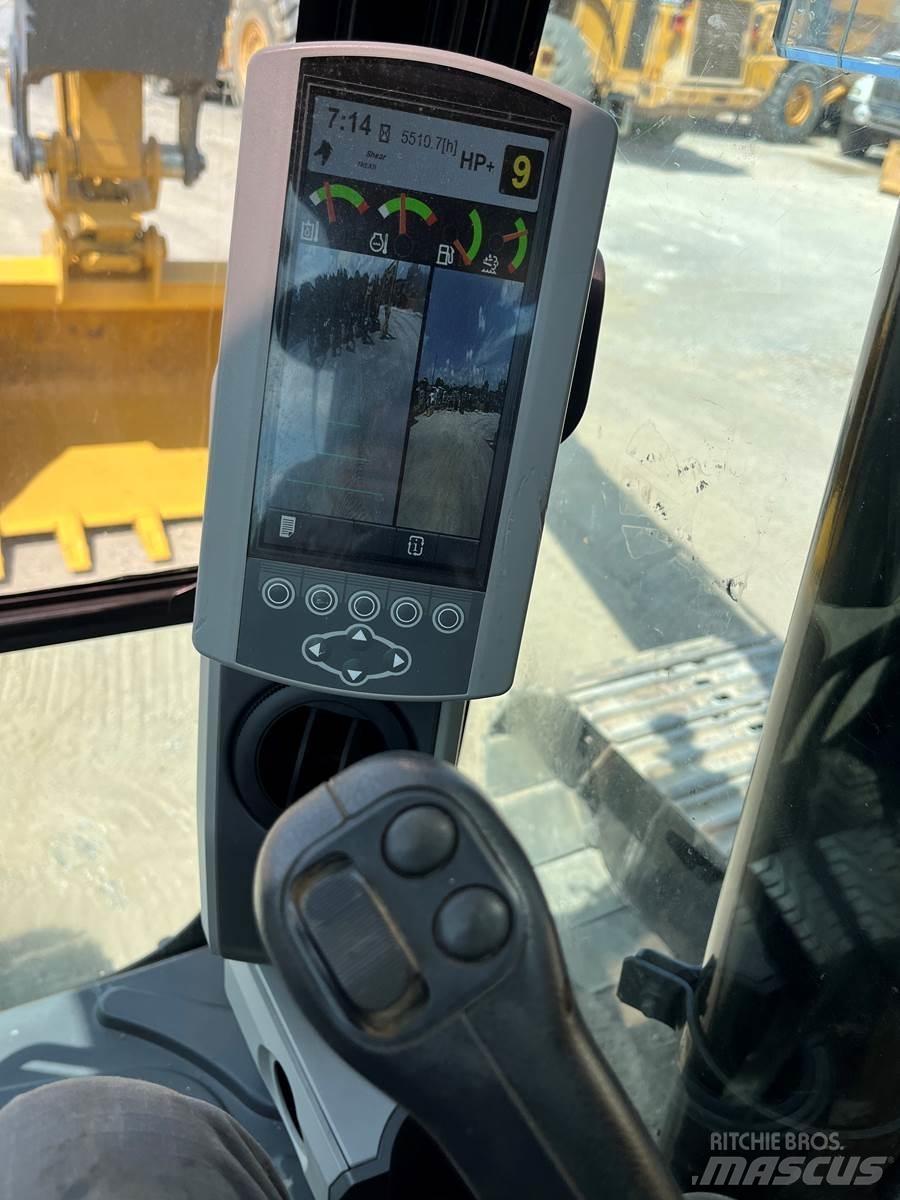 CAT 313FL Гусеничні екскаватори