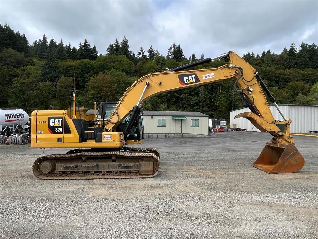 CAT 320 Гусеничні екскаватори