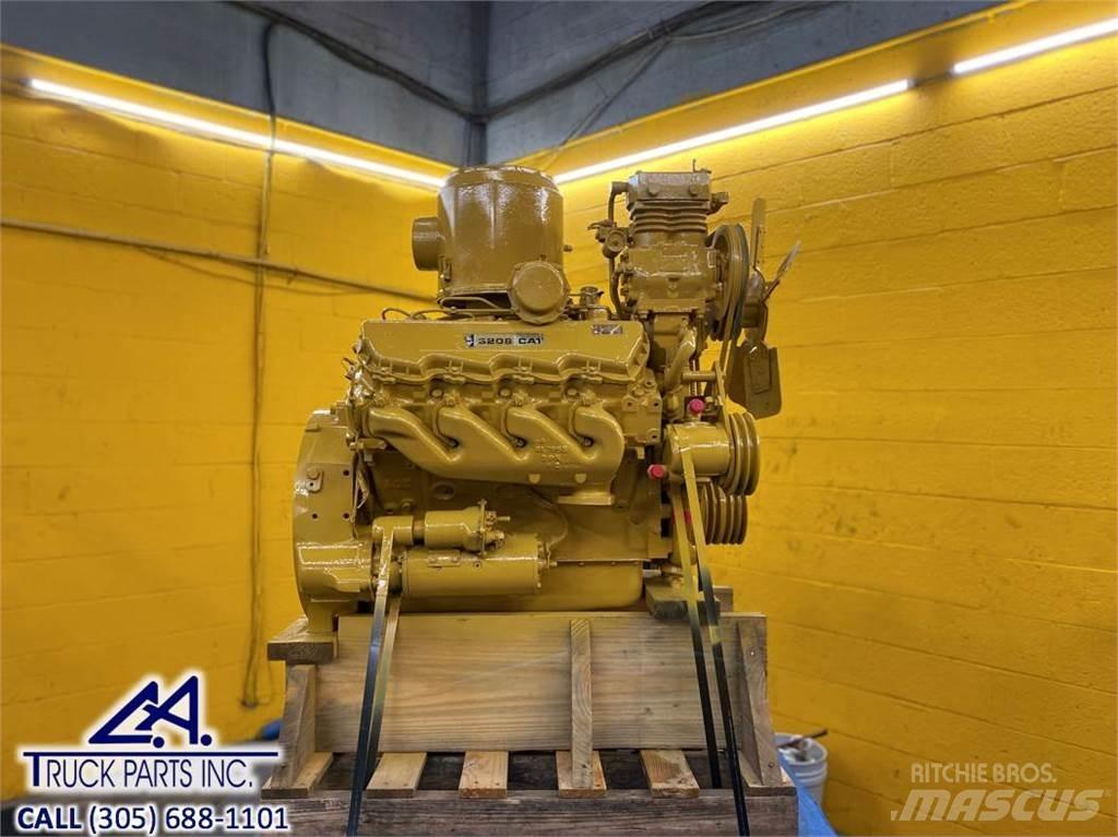 CAT 3208 Двигуни