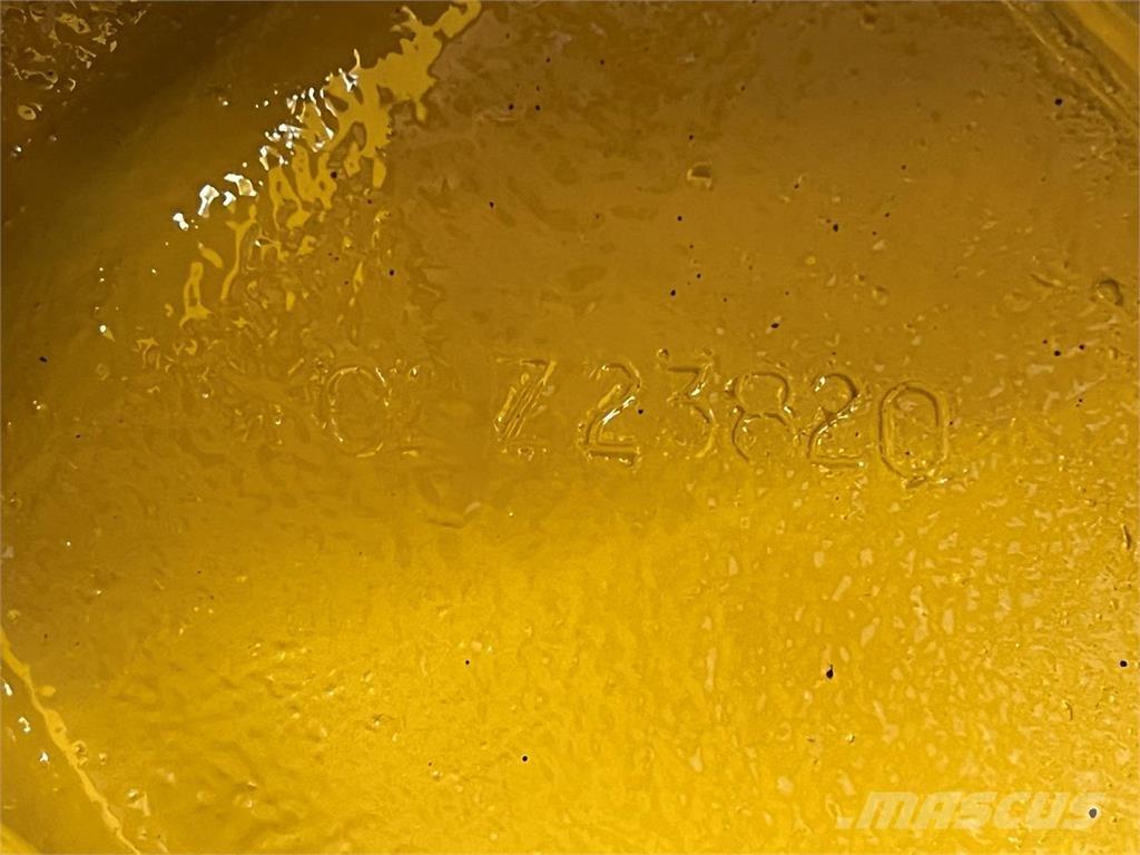 CAT 3208T Двигуни