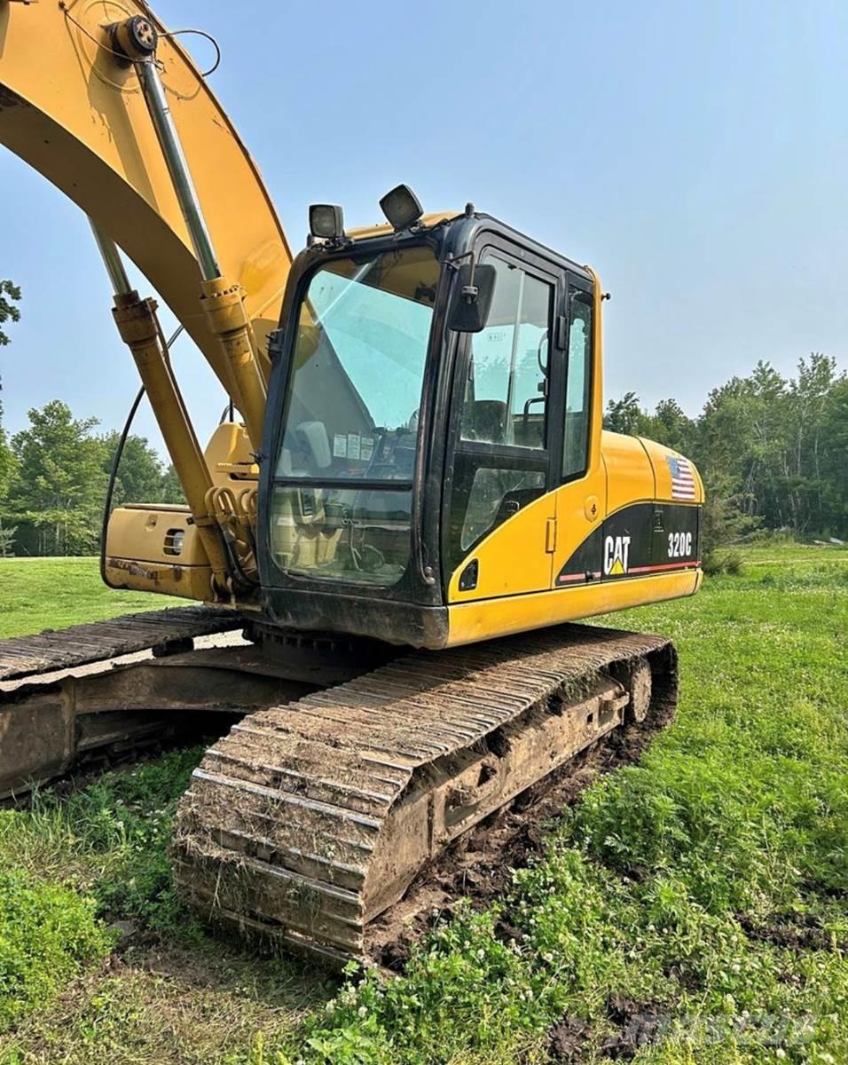 CAT 320C Гусеничні екскаватори