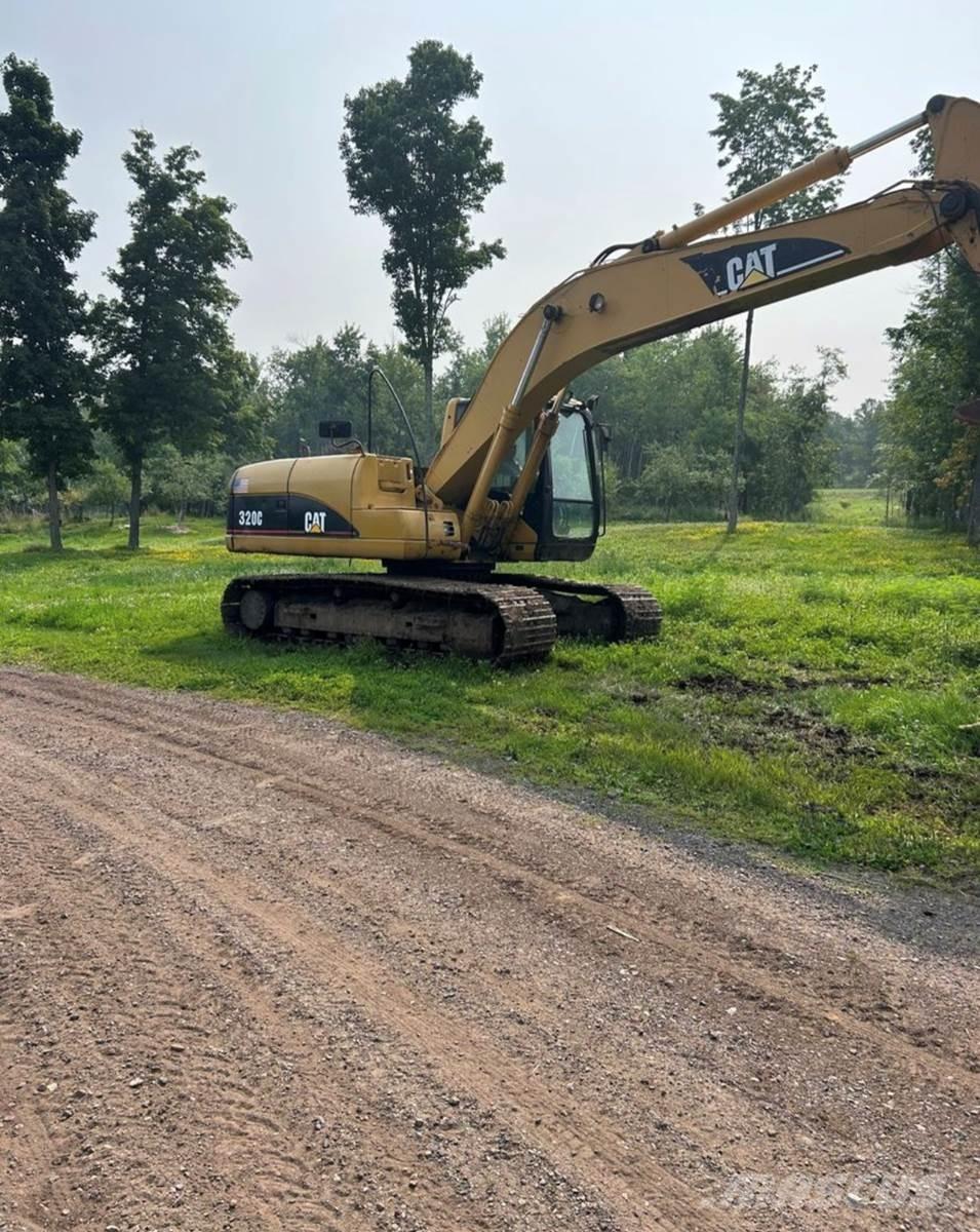 CAT 320C Гусеничні екскаватори