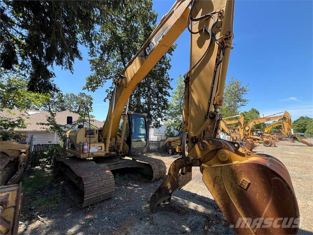 CAT 320CL Гусеничні екскаватори
