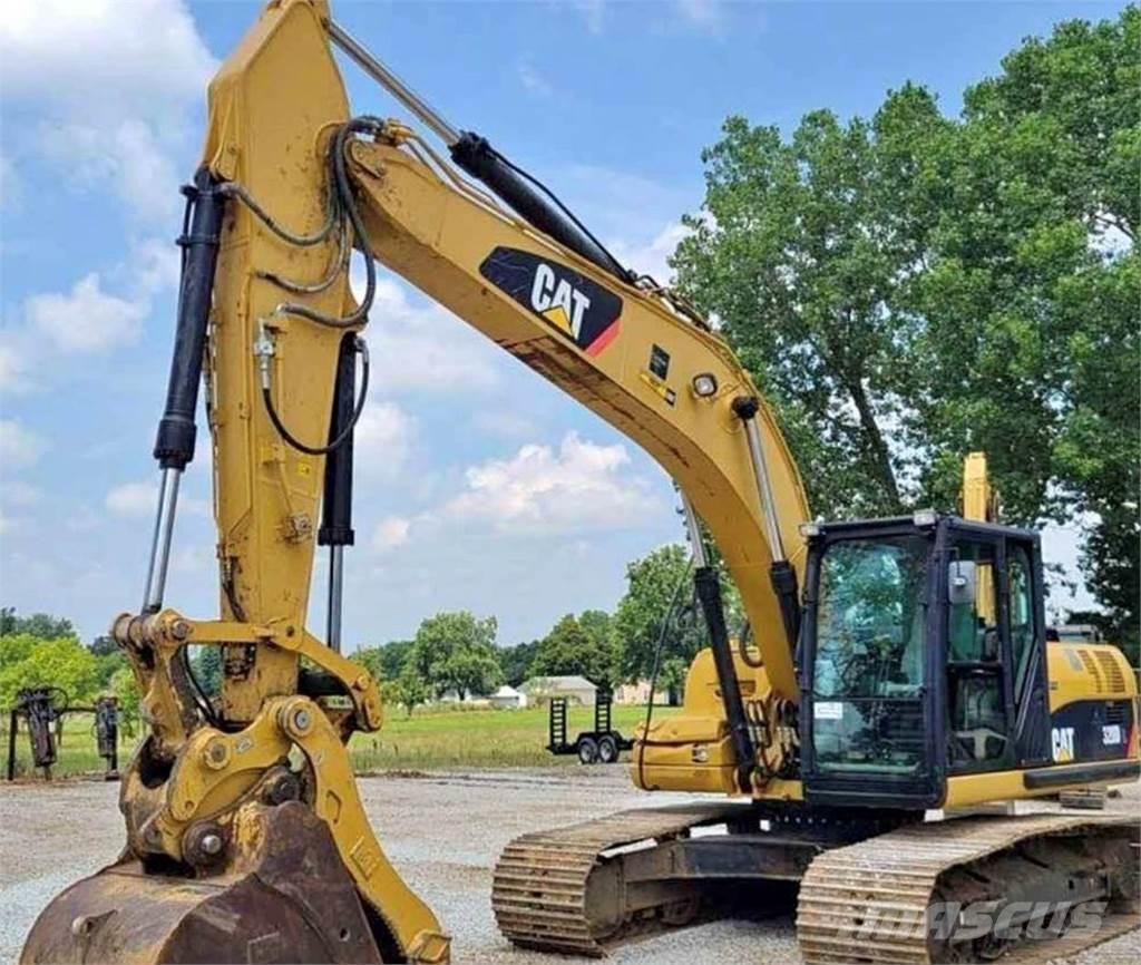 CAT 320DL Гусеничні екскаватори