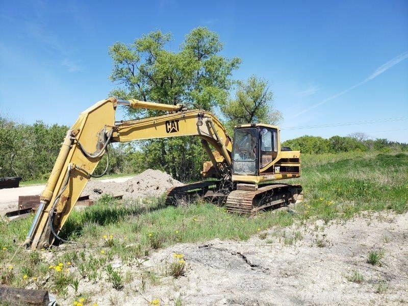 CAT 320L Гусеничні екскаватори