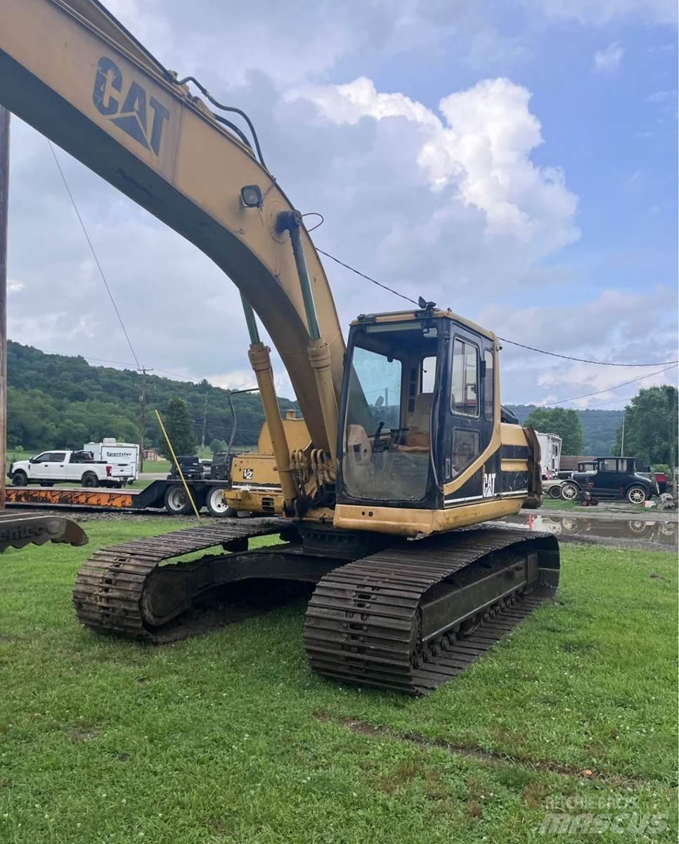 CAT 320L Гусеничні екскаватори