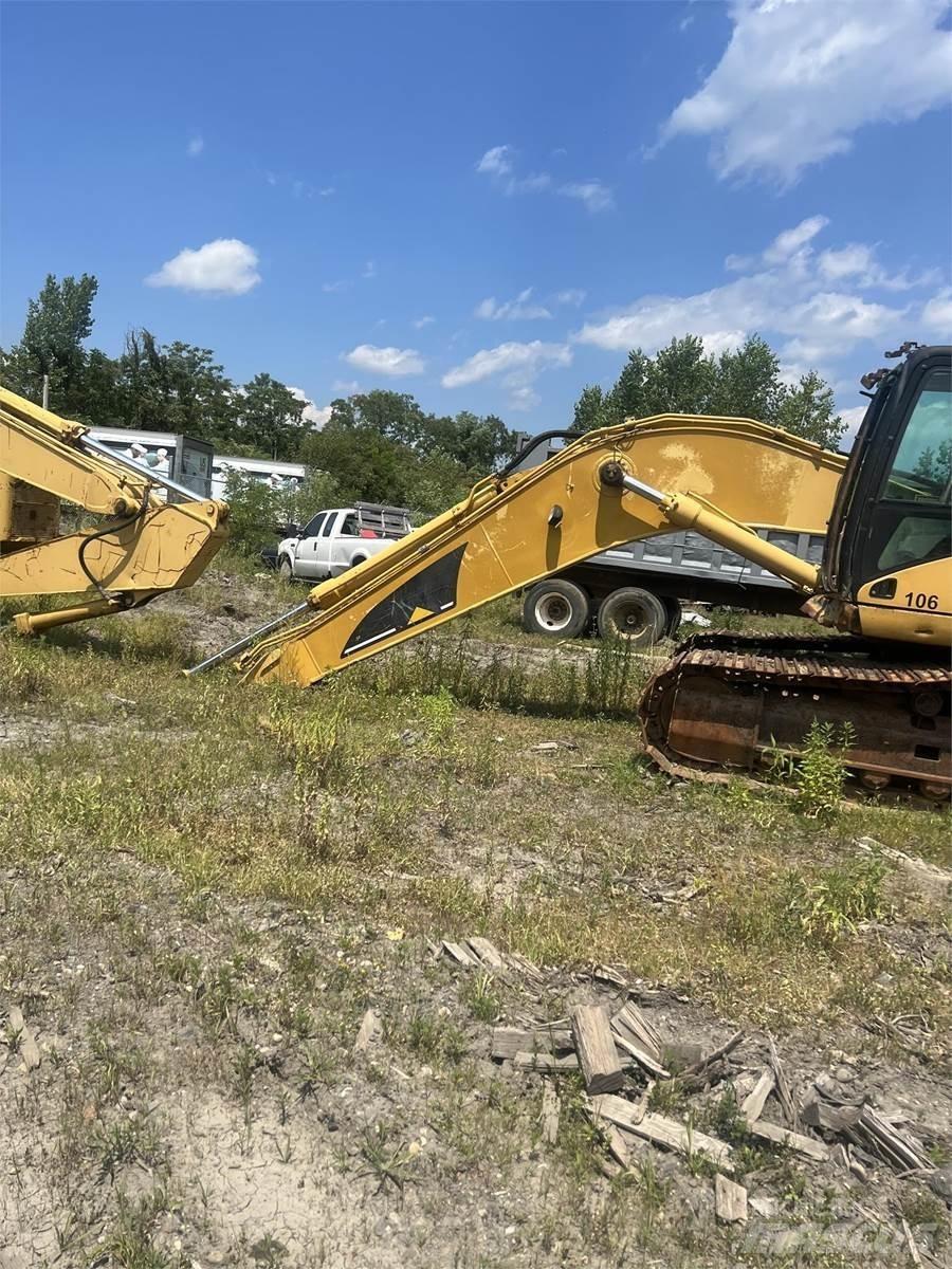 CAT 325CL Гусеничні екскаватори