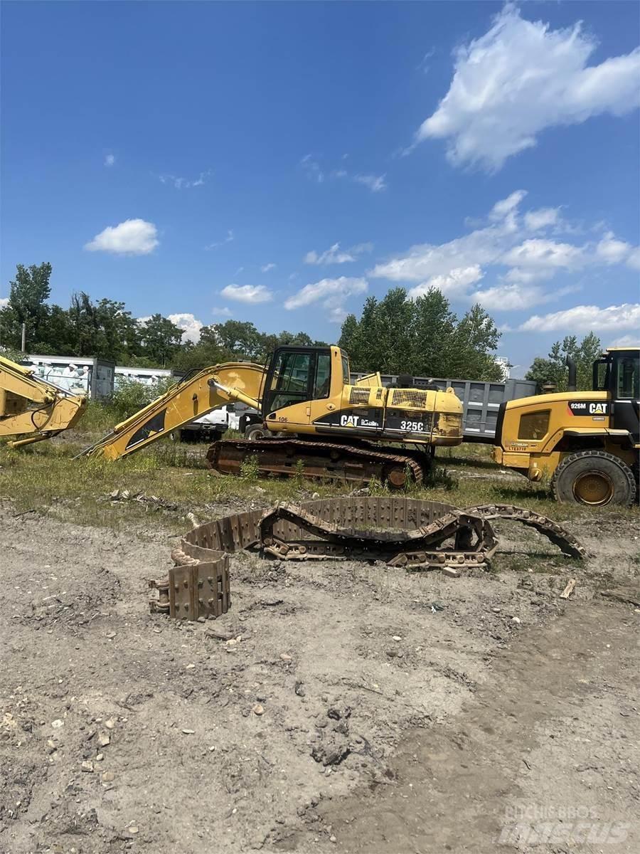 CAT 325CL Гусеничні екскаватори