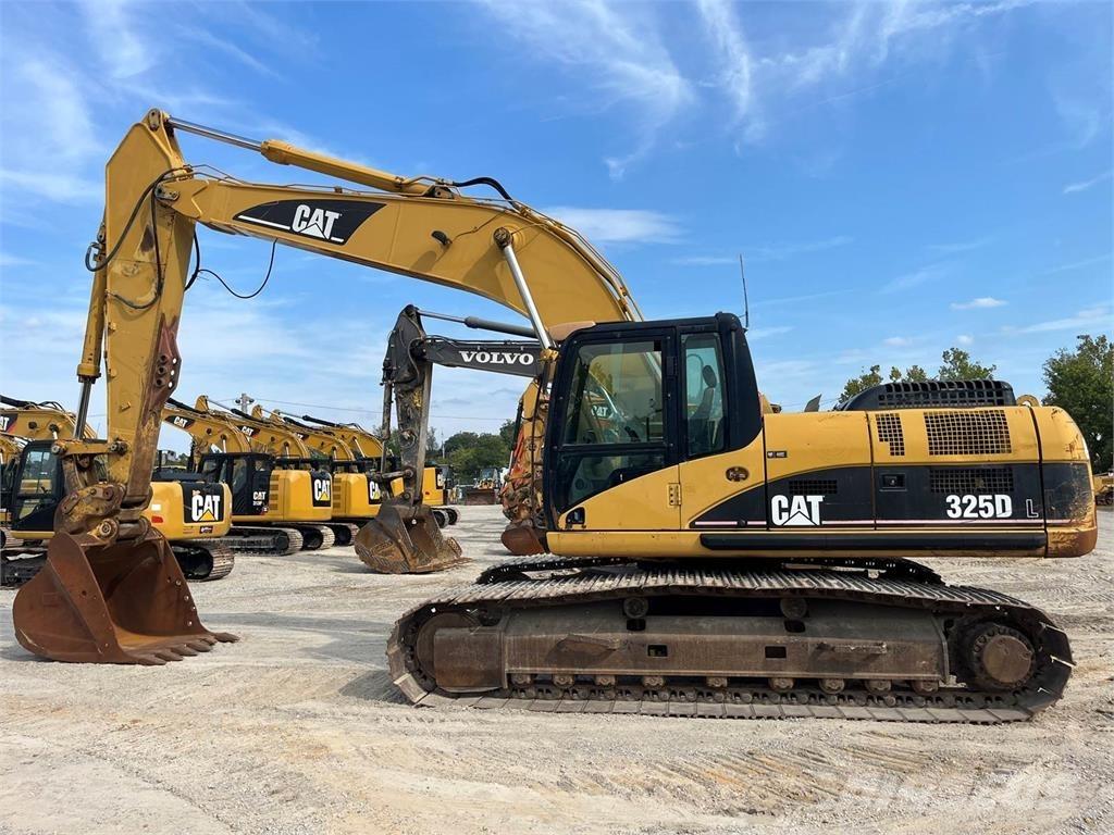 CAT 325DL Гусеничні екскаватори