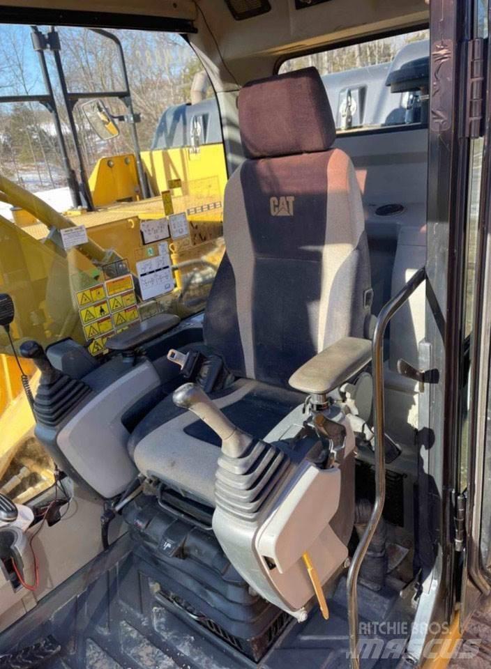 CAT 329EL Гусеничні екскаватори
