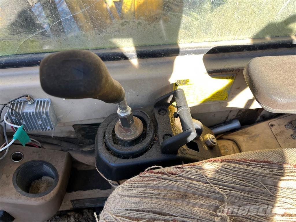 CAT 330L Гусеничні екскаватори