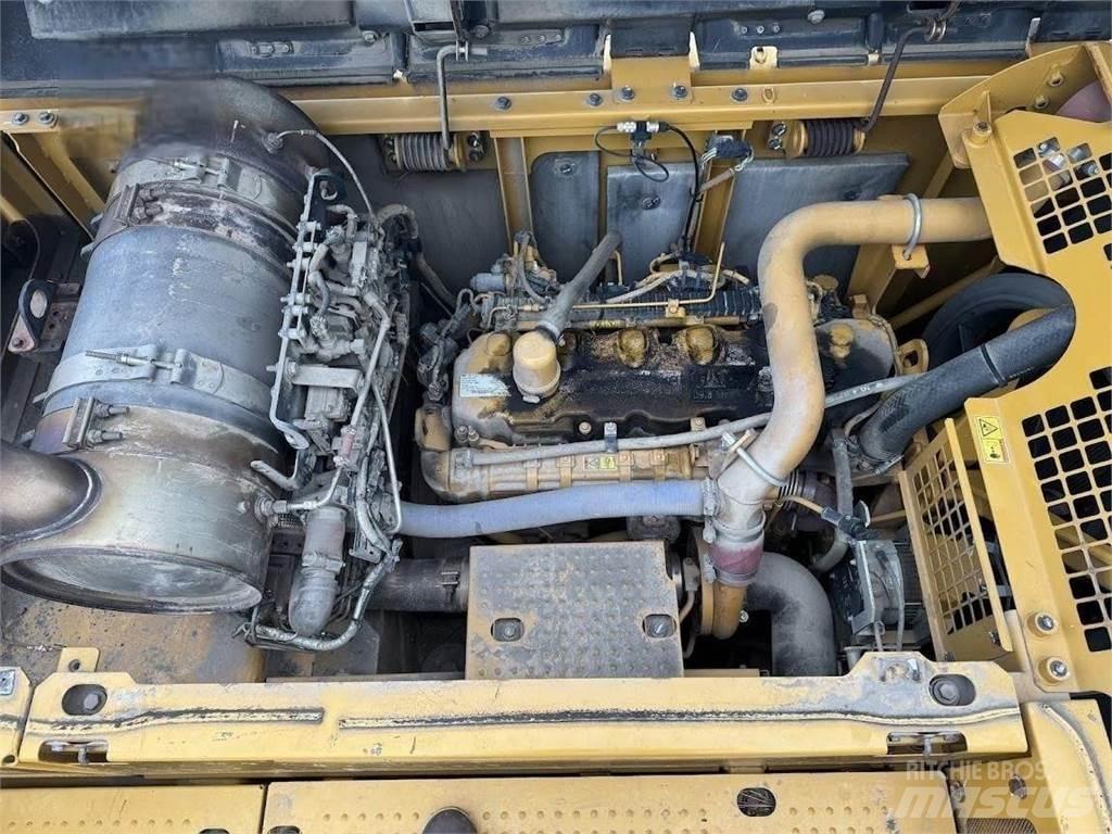 CAT 336EL Гусеничні екскаватори
