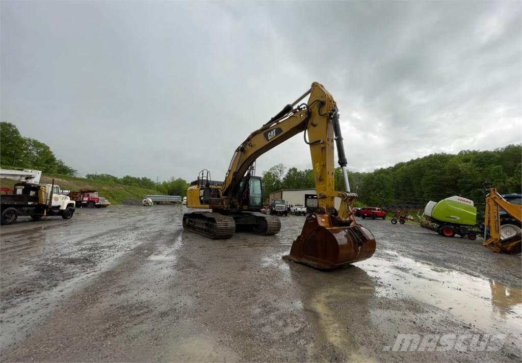 CAT 349E Гусеничні екскаватори