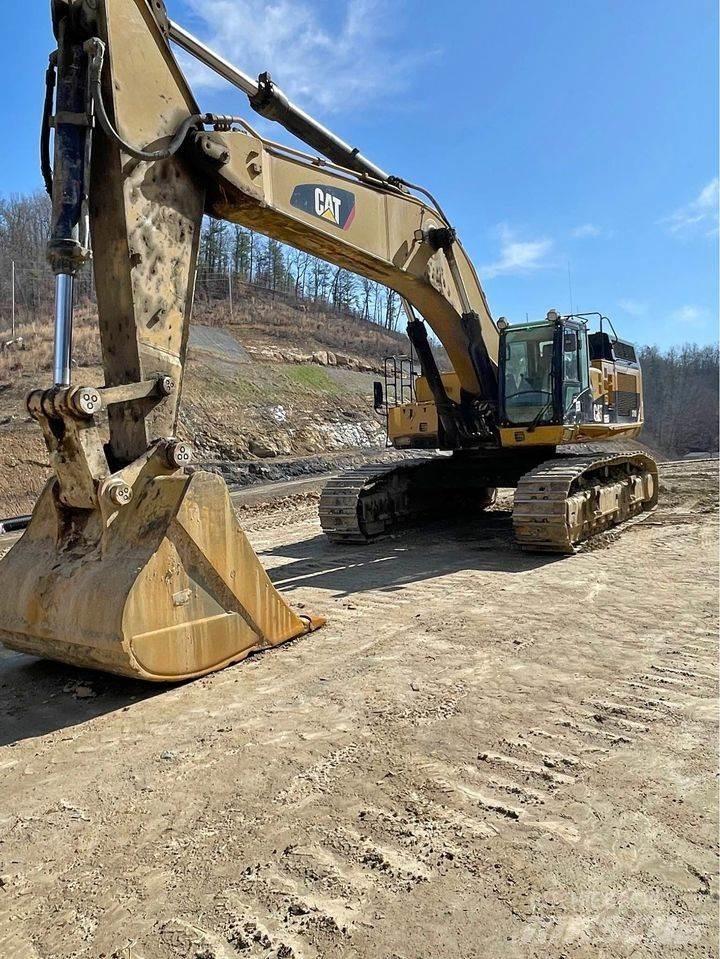 CAT 374DL Гусеничні екскаватори