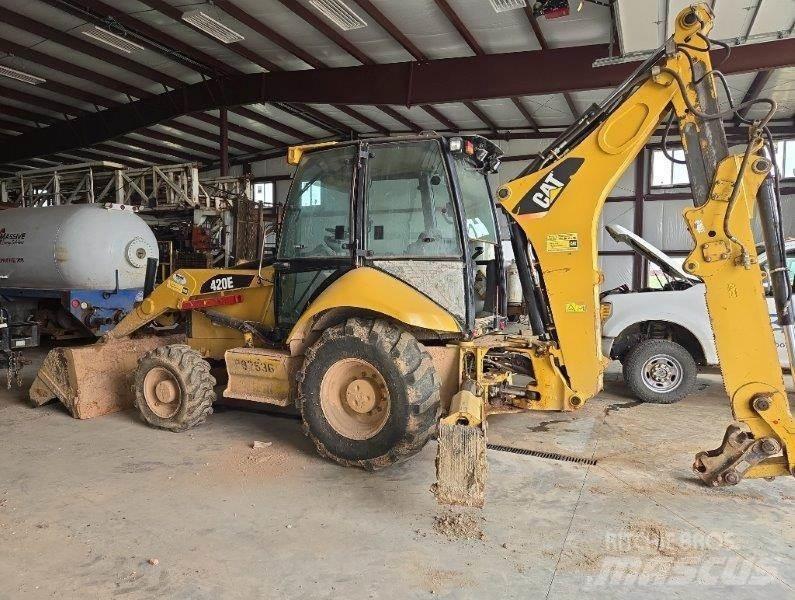 CAT 420E Екскаватори-навантажувачі