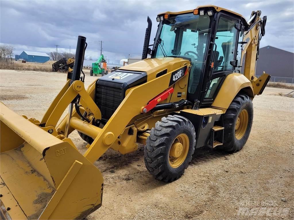CAT 420F2 Екскаватори-навантажувачі