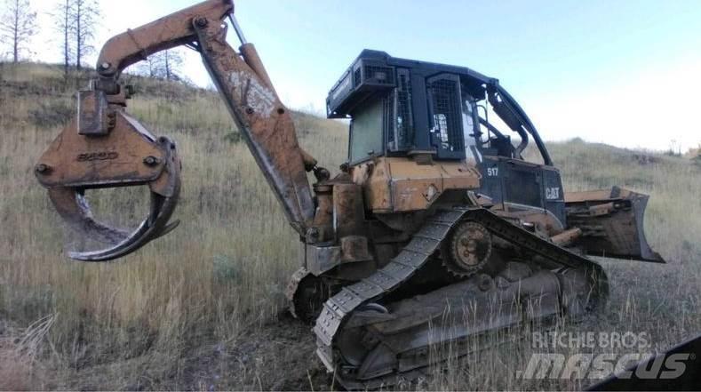 CAT 517 Трельовочні трактора