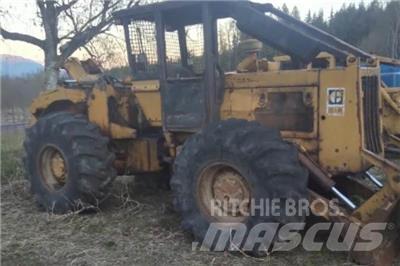 CAT 518 Трельовочні трактора