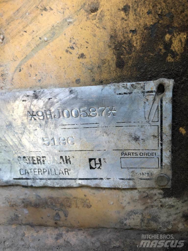 CAT 518C Трельовочні трактора