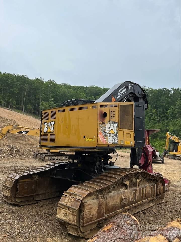 CAT 522B Валочно-пакетувальні машини