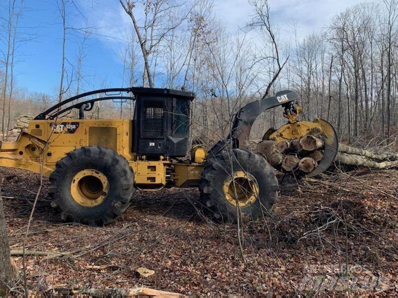 CAT 525D Трельовочні трактора