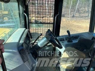 CAT 535B Трельовочні трактора