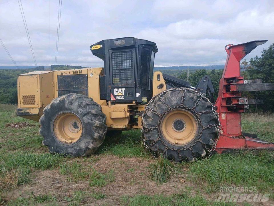 CAT 563C Валочно-пакетувальні машини