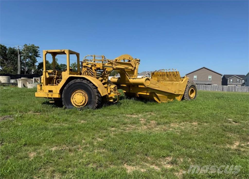 CAT 621B Скрепери