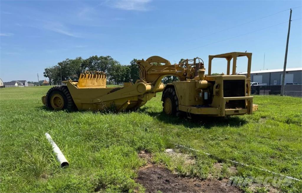 CAT 621B Скрепери