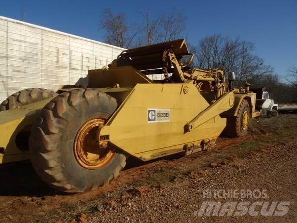 CAT 623B Скрепери