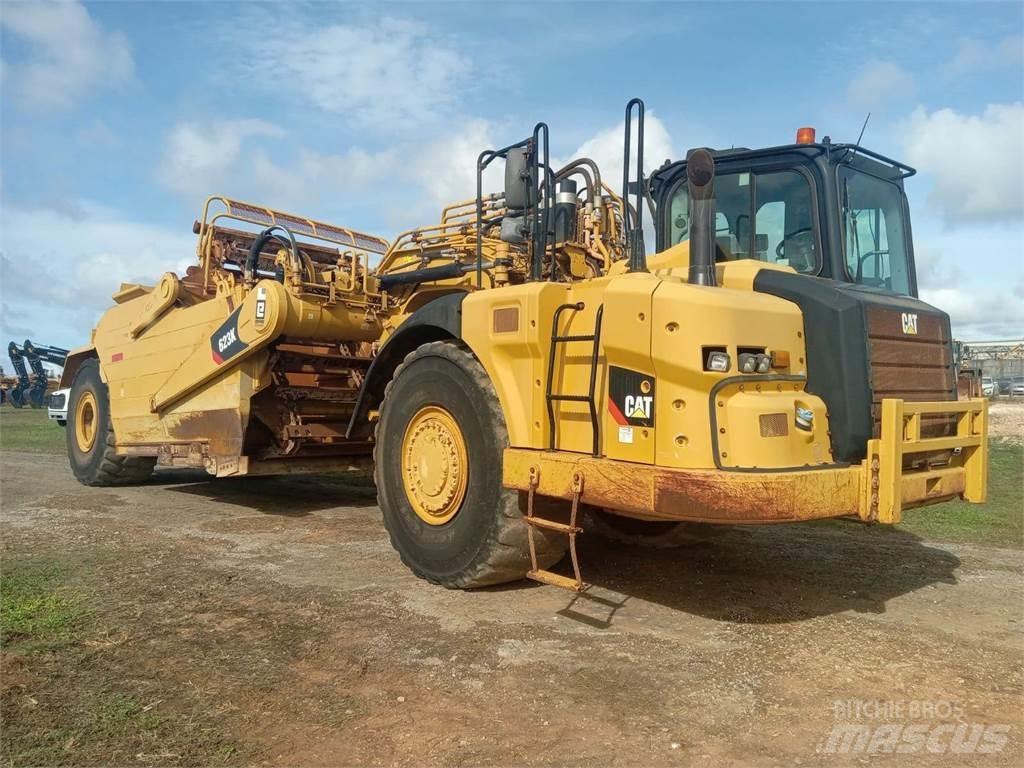 CAT 623K Скрепери