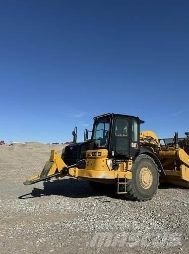 CAT 627 Скрепери