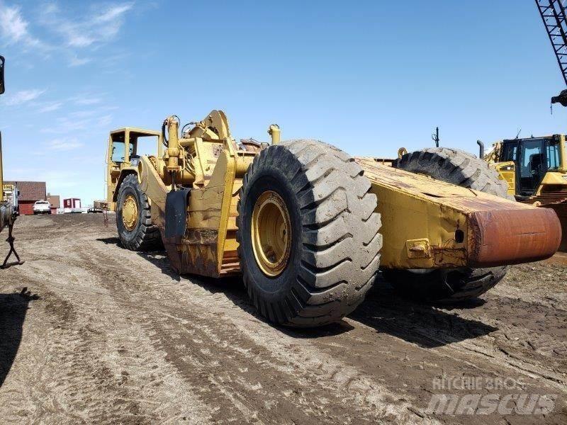 CAT 631D Скрепери