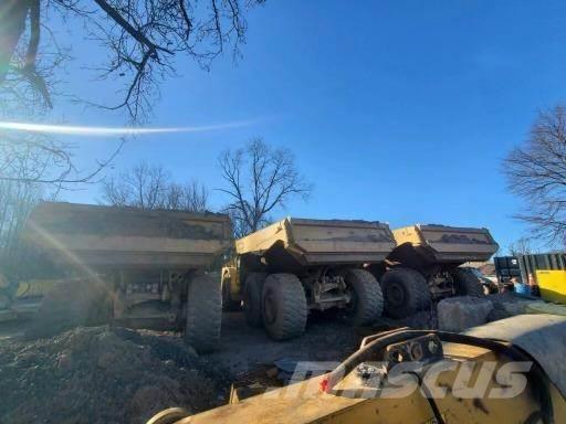 CAT 740GC Зчленовані самоскиди