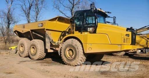 CAT 740GC Зчленовані самоскиди