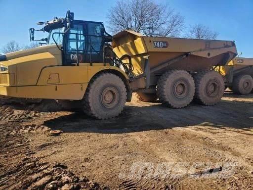 CAT 740GC Зчленовані самоскиди