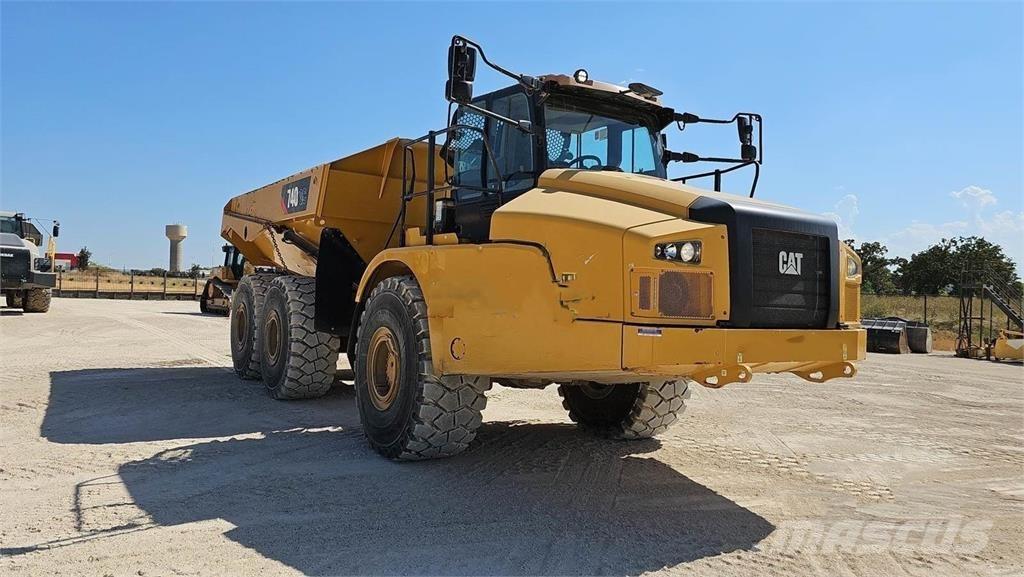 CAT 740GC Зчленовані самоскиди