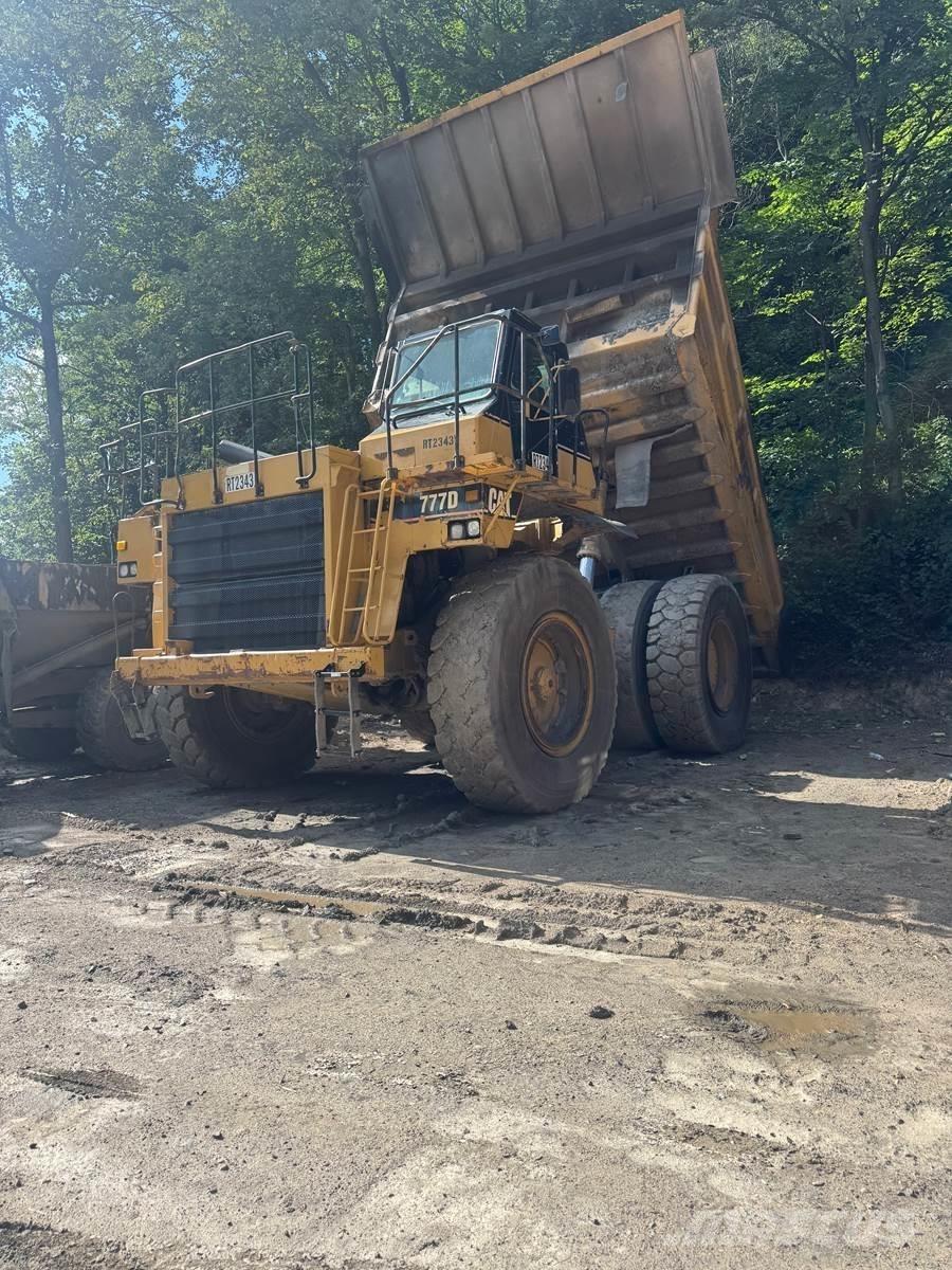 CAT 777D Зчленовані самоскиди
