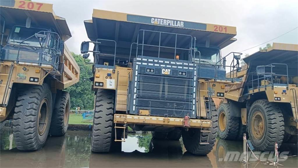 CAT 777E Зчленовані самоскиди