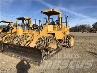 CAT 815B Ущільнювачі грунту