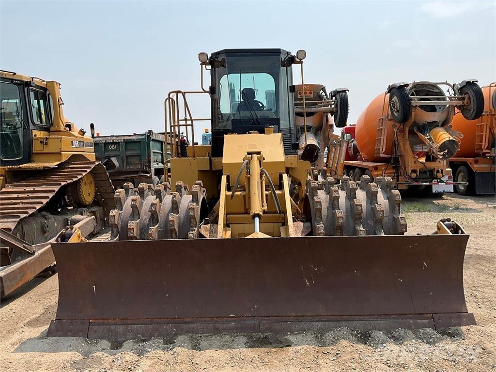 CAT 815F Ущільнювачі грунту