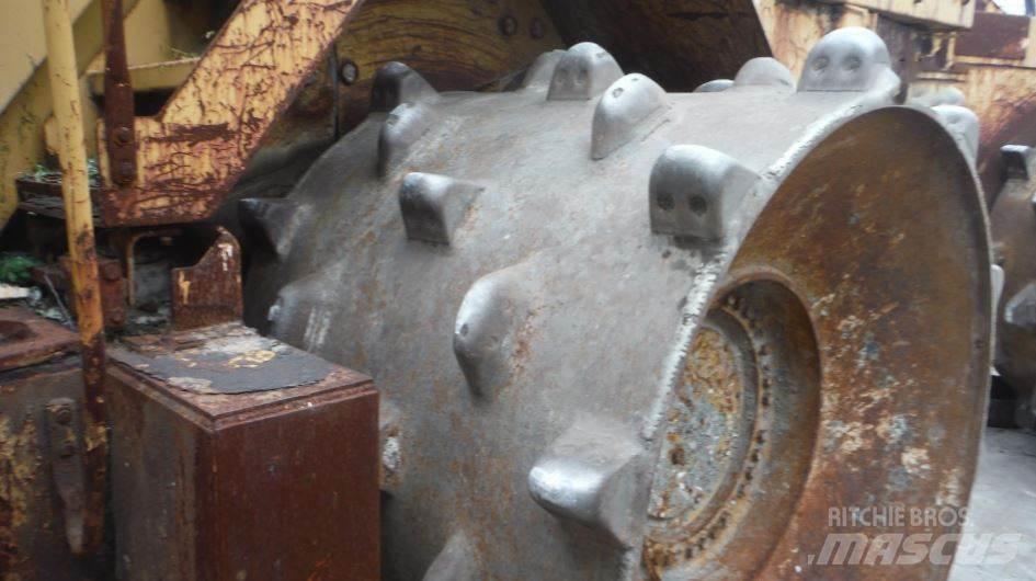 CAT 836G Сміттєві преси
