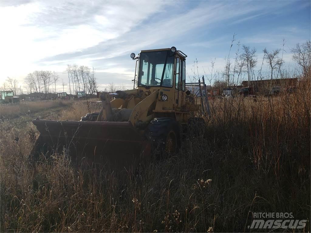 CAT 916 Фронтальні навантажувачі