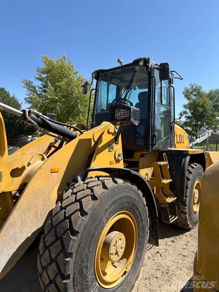 CAT 920 Фронтальні навантажувачі